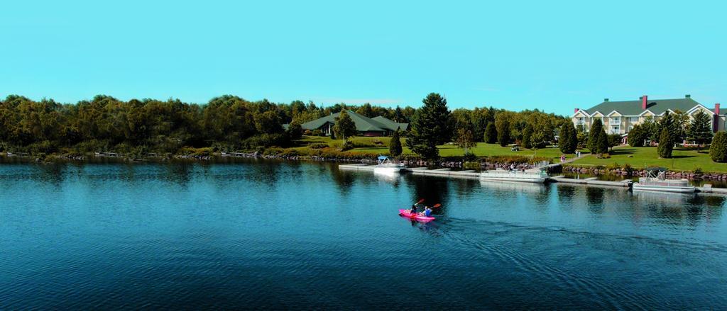 Auberge Du Lac-A-L'Eau-Claire Saint-Alexis-des-Monts Eksteriør billede